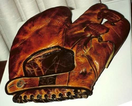 Les Munns D&M Pre War 2 Finger Back